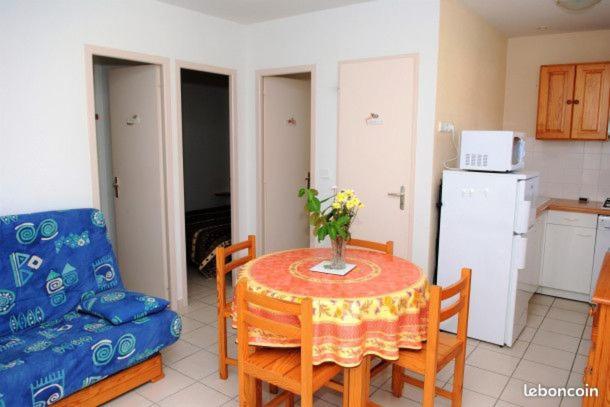 Hotel Camping Les Lacs De Courtes Estang Zewnętrze zdjęcie